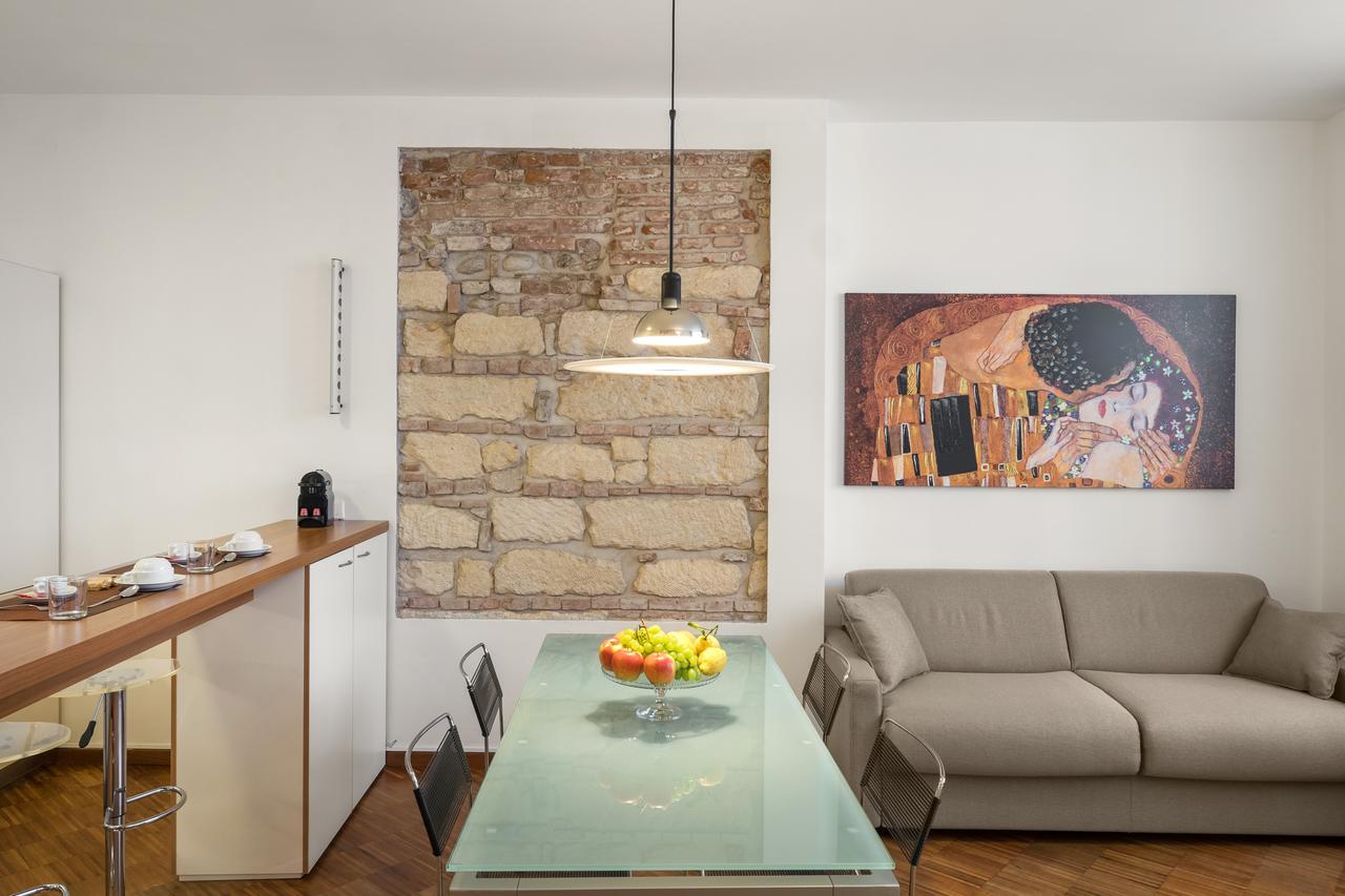 Appartement Flats4Rent Casa Sailù à Vérone Extérieur photo